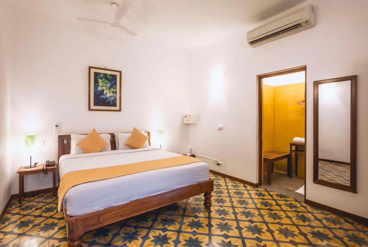 Hotel Petit Palais Pondicherry Exterior foto